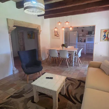 Son Del Rio Nou 别墅 *